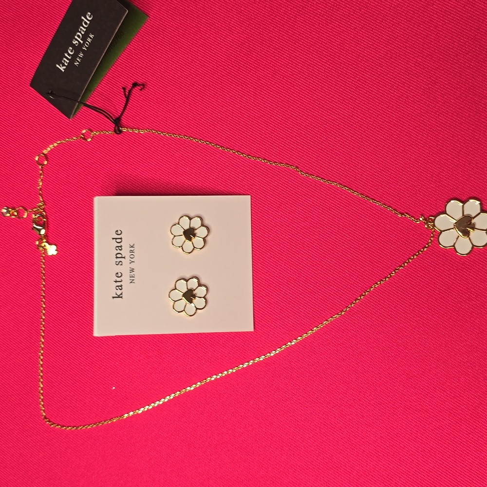 Kate spade jewelry set Retail $185 - Picture 6 of 9
